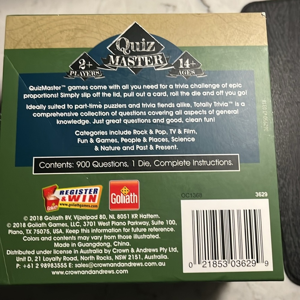 Quiz Master Totally Trivia by Goliath - Picture 3 of 4